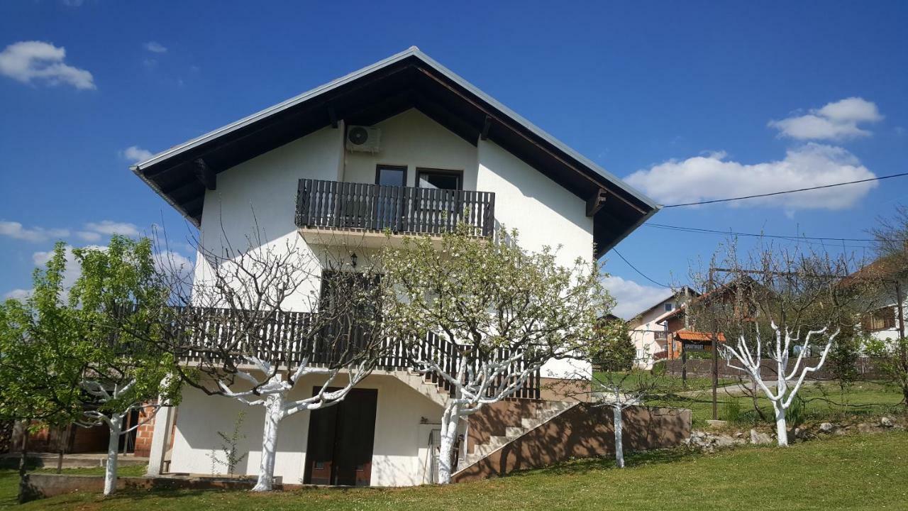 Apartment Silvia Slunj Bagian luar foto